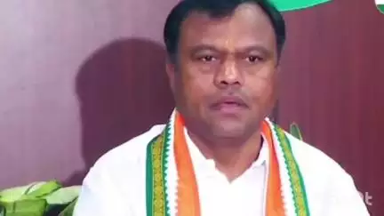 दरभा: पीसीसी चीफ दीपक बैज ने कहा, बस्तर के निर्दोष आदिवासी पुलिस और नक्सलियों के बीच मारे जा रहे हैं