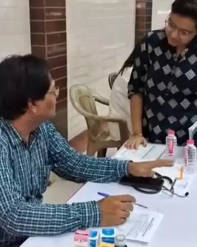 जयपुर: बानीपार्क में धर्मार्थ संस्थान द्वारा निःशुल्क कैंप लगाया गया