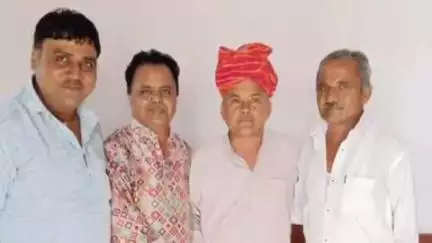 सेड़वा: पूर्व विधायक पदमाराम मेघवाल ने गंगासरा क्षेत्र का दौरा किया, आमजन से हुए रूबरू