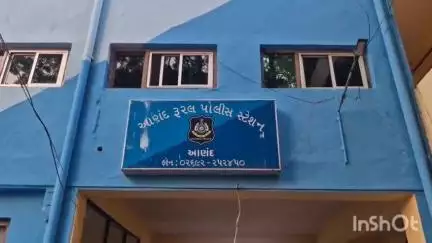 આણંદ શહેર: રાવળાપુરામાં કુતરા ને છોડાવવા અને અપશબ્દો બોલવા બાબતે મારામારી થતાં પાંચને ઈજાઓ પહોંચી