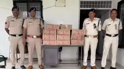 केसली: नन्ही देवरी खमरिया मार्ग पर स्कॉर्पियो से 20 पेटी शराब जब्त, एक आरोपी गिरफ्तार, दो फरार