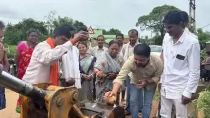 पखांजूर: पखांजूर के समस्त वार्डों में जलप्रदाय कार्य के तहत पाइपलाइन विस्तार कार्य वार्ड क्रमांक 03 से आज किया गया शुभारंभ