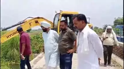संयुक्त किसान मोर्चा ने पंजाब में बीकानेर कैनाल का किया निरीक्षण