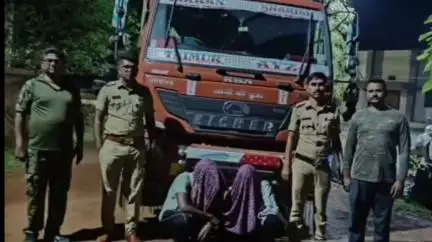 भंडारा: कोरंबी वैनगंगा पुलाजवळ कत्तलीकरीता जनावरांची वाहतूक करणारे वाहन पोलिसांनी पकडले, २१.८५ लाखांचा मुद्देमाल जप्त