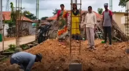 లింగంపేట్: ఇందిరమ్మ ఇండ్లను లబ్ధిదారులు త్వరితగతిన నిర్మించుకోవాలి: లింగంపేట ఎంపీడీవో నరేష్
