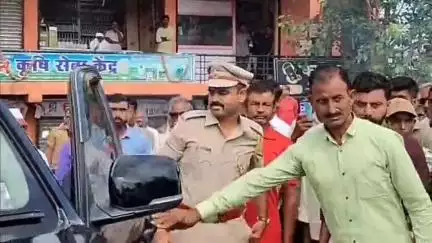 सेनगाव: पानकनेरगांवचा सुपुत्र झाला वन अधिकारी गावकऱ्यांनी वाजत-गाजत मिरवणूक काढून केला सत्कार