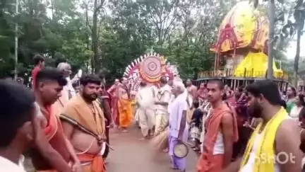 ବୀରମହାରାଜପୁର: କୋଟସମଲାଇ ସ୍ଥିତ ପାତାଳୀ କ୍ଷେତ୍ରରେ ଆଡ଼ପ ମଣ୍ଡପରେ ବିଜେ କଲେ ଚତୁର୍ଦ୍ଧା ମୂରତି