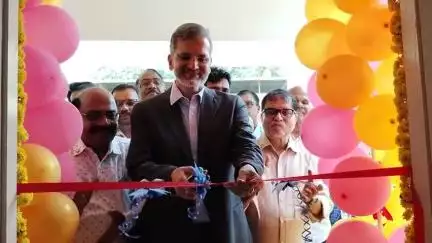 ದಾಂಡೇಲಿ: ವೆಸ್ಟ್ ಕೋಸ್ಟ್ ಕಾಗದ ಕಾರ್ಖಾನೆಯಿಂದ ರೋಟರಿ ಆಂಗ್ಲ ಮಾಧ್ಯಮ ಶಾಲೆಗೆ ₹19.5 ಲಕ್ಷ ವೆಚ್ಚದಲ್ಲಿ ನಿರ್ಮಾಣಗೊಂಡ ಕೊಠಡಿ ಉದ್ಘಾಟನೆ