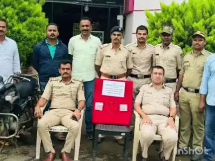 ನರಸಿಂಹರಾಜಪುರ: ವಾಕಿಂಗ್ ಹೋಗಿದ್ದ ಮಹಿಳೆಯ ಸರ ಕದ್ದಿದ್ದ ಖತರ್ನಾಕ್ ಚೋರರು ಲಾಕ್, ಹೇಗಿತ್ತು ಎನ್.ಆರ್ ಪುರ ಪೊಲೀಸರ ಇನ್ವೆಸ್ಟಿಗೇಷನ್!