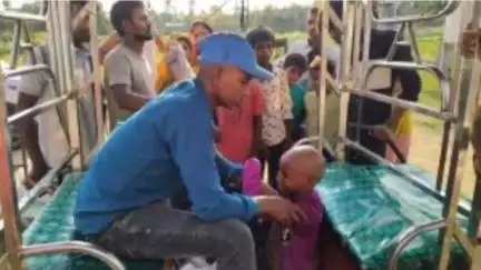 कहरा: मनोरी चौक के पास अनियंत्रित ट्रक की टक्कर से एक बालक घायल, अस्पताल में भर्ती