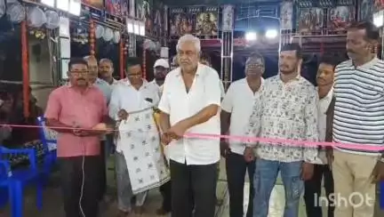 ହିଞ୍ଜିଳି: ହିଞ୍ଜିଳିକାଟୁ ବ୍ଲକ ଦୁରୁବନ୍ଧ୍ ଗ୍ରାମପଞ୍ଚାୟତ ପକ୍ଷରୁ ଆୟୋଜିତ ରାମାୟଣ ନାଟକର ଶୁଭ ଉଦ୍ଧଘାଟନ କରିଛନ୍ତି ବିଜେଡି ନେତା ଡି ବିଶ୍ବନାଥ