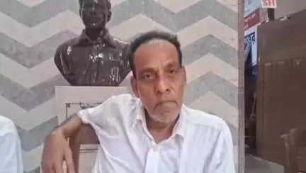 কেশপুর: "মন্দির তৈরি করা প্রসাদ বিলি করা রাজ্য প্রশাসনের কাজ নয়,মানুষের কাজ করুক প্রশাসন"-কেশপুরে কটাক্ষ সিপিএমের