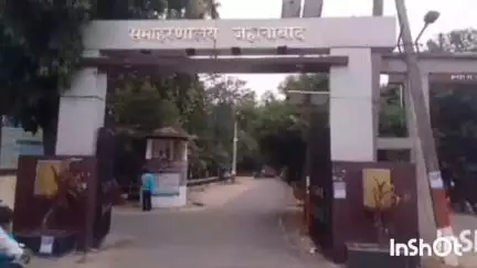 जहानाबाद: स्वच्छ सर्वेक्षण ग्रामीण-2025 के लिए प्रचार वाहन को उप विकास आयुक्त ने समाहरणालय से दिखाई हरी झंडी