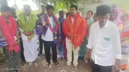 నారాయణ్​ఖేడ్: పంచగామలో ఇందిరమ్మ ఇండ్ల నిర్మాణాలకు శంకుస్థాపన చేసిన ఎమ్మెల్యే సంజీవరెడ్డి