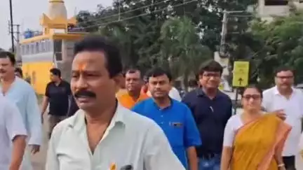 রানাঘাট ১: কসবায় আইনের ছাত্রী নির্যাতনের প্রতিবাদে রানাঘাট কলেজের সামনে জাতীয় সড়ক অবরোধে ভারতীয় জনতা পার্টির নেতৃত্ব