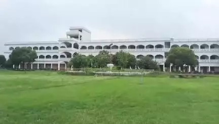 কেশপুর: সেন্ট্রাল পোর্টাল দেরিতে চালু হয় ছাত্র-ছাত্রী ভর্তি অনেকটাই কমেছে কেশপুর কলেজে: অধ্যক্ষ