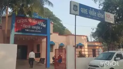 આણંદ: વાસદ પોલીસે બે સ્થળે દરોડા પાડી સાત શખ્સોને જુગાર રમતા રંગેહાથ ઝડપી પાડ્યા