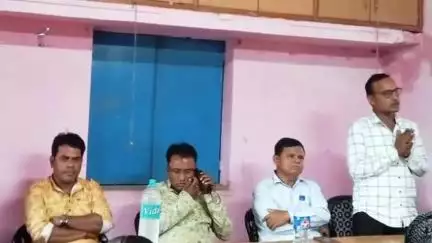 নারায়ণগড়: বিধানসভা নির্বাচনকে কেন্দ্র করে কাশীপুরে SHG গ্রুপের মহিলাদের নিয়ে বিশেষ আলোচনা সভা