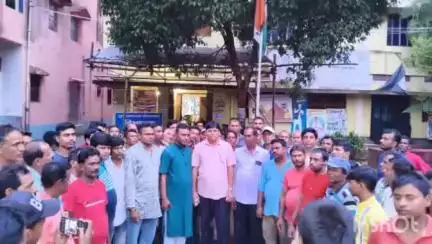 সীমলাপাল: সিমলাপাল ব্লক তৃণমূলের দলীয় কার্যালয়ে ব্লক তৃণমূলের শ্রমিক সংগঠনের তরফে একুশে জুলাইয়ের প্রস্তুতি সভা হল