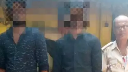 फारबिसगंज: बथनाहा थाना पुलिस ने थाना क्षेत्र से 2 अभियुक्तों को किया गिरफ्तार
