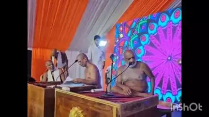राघोगढ़: राघोगढ़ में पंचकल्याणक महोत्सव में केंद्रीय मंत्री सिंधिया ने मुनि श्री सुधा सागर महाराज से आशीर्वाद लिया
