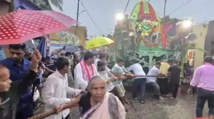 ବାଲେଶ୍ବର ମ୍ୟୁନିସିପାଲଟି: ରେମୁଣାରେ ମହାପ୍ରଭୁଙ୍କ ଦର୍ଶନ କରିବା ସହ ରଥ ଟାଣିଲେ ବିଧାୟକ
