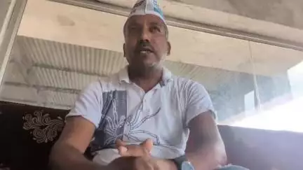प्रधानमंत्री के त्यागपत्र की मांग