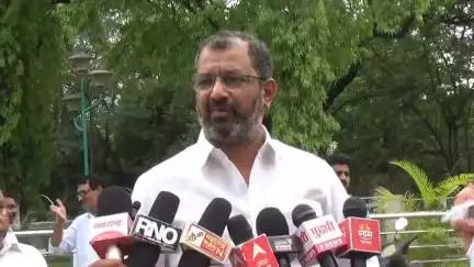 वर्धा: हे यु टर्न च सरकार आहे,दिलेला शब्द,दिलेले स्कीम कशे मागे घ्यायचं यात सरकार पटाईत आहे : खा.अमर काळे