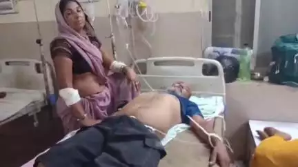 लाडपुरा: वेन ने बाइक सवार दंपति को मारी टक्कर, घायलों का MBS अस्पताल के इमरजेंसी वार्ड में उपचार जारी