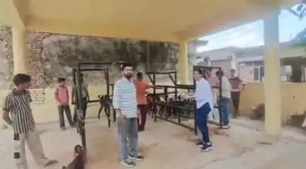 पंचकूला: रायपुर रानी में डॉक्टर ने भेड़-बकरियों में होने वाली बीमारी के बारे में किया जागरूक, पीपीआर को बताया गंभीर