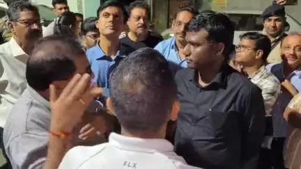 कांके: रांची: पंचशील नगर, बांधगाड़ी और सेवा सदन में जलजमाव का उपायुक्त ने किया निरीक्षण