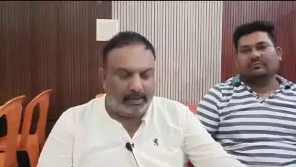 रायपुर कर्चुलियान: रायपुर कर्चुलियान के पहाड़िया पोषण आहार केंद्र में गुणवत्ता विहीन सामग्री से पोषण आहार बनाने का आरोप