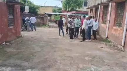 करौली: कैमला के युवक की धौलपुर जिले में सड़क हादसे में मौत, रेलवे में टीसी के पद पर कार्यरत था, स्कूटी से जा रहा था ग्वालियर