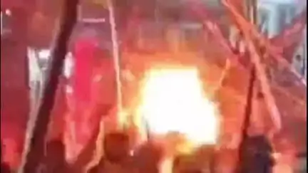 सुल्तानपुर: मुहर्रम की दूसरी रात निनावां में मेहंदी का आयोजन, मर्सिया और मातम के कार्यक्रम में 25 अंजुमनों ने लिया हिस्सा