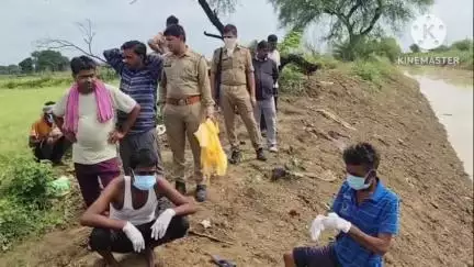 कौंच: कोंच घुसिया नहर में अज्ञात शख्स का शव मिलने से फैली सनसनी, हत्या और आत्महत्या की जांच में जुटी पुलिस