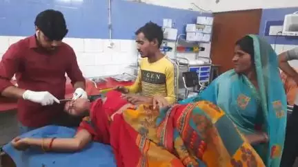 औरंगाबाद: लाल बिगहा गांव में नवनिर्मित नाली के समीप भैंस बांधने का विरोध करने पर महिला के साथ की गई मारपीट, अस्पताल में भर्ती