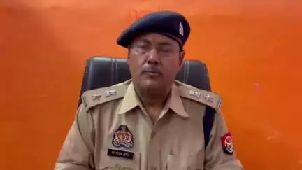 कायमगंज: थाना नवाबगंज क्षेत्र में हुई पुलिस मुठभेड़ के संबंध में अपर पुलिस अधीक्षक डॉ संजय कुमार ने मीडिया को दी जानकारी