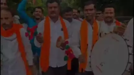 कन्नड: तालुक्यातील शेकडो मराठा बांधव अंतरवाली सराटी येथे दाखल
