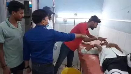 लखीसराय: महिसोना गांव में आपसी विवाद में मारपीट में एक व्यक्ति जख्मी, सदर अस्पताल लखीसराय में इलाज जारी