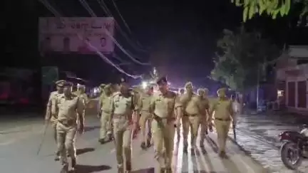सिरसागंज: सिरसागंज सर्कल में पुलिस ने 5 घंटे के विशेष धरपकड़ अभियान के तहत 10 वारंटी अभियुक्तों को किया गिरफ्तार