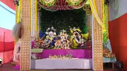এগরা ১: এগরায় ইস্কন আয়োজিত রথ উৎসবে শত কণ্ঠে গীতাপাঠ ও বিশ্বশান্তি যজ্ঞ