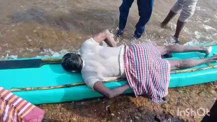 మానకొండూరు: తిమ్మాపూర్ మానేరు జలాశయంలో చేపలు పట్టేందుకు వెళ్లి మత్స్యకారుడు పిల్లి కనుకయ్య (58) మృతి
