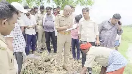 चायल: गौहानी मलाका के अंतर्गत खेत में दो लाशें पड़ी मिलीं, गांव में दहशत का माहौल, जांच में जुटी पुलिस