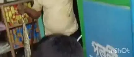 গুৱাহাটী: গুৱাহাটীৰ পশ্চিম বৰাগাঁওত উদ্ধাৰ প্ৰকাণ্ড অজগৰ,২৭নং ৰাষ্ট্ৰীয় ঘাইপথত এখন দোকানৰ ভিতৰত উদ্ধাৰ সাপটো