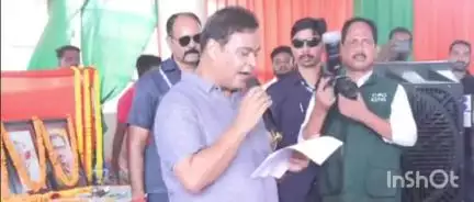 পলাশবাৰী: ধাৰাপুৰৰ ৰাইজৰ সৈতে প্ৰধানমন্ত্ৰীৰ 'মন কী বাত' অনুষ্ঠানত অংশগ্ৰহণৰ লগতে ৰাইজৰ সৈতে বাৰ্তালাপ মুখ্যমন্ত্ৰীৰ