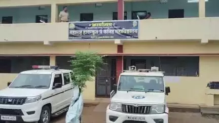 तुमसर: सिहोरा येथे भंडारा पोलिस दलाच्या वतीने प्रकल्प दिशा उपक्रमांतर्गत ११५ विद्यार्थ्यांची घेण्यात आली स्पर्धा परीक्षा