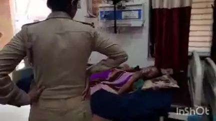 हाथरस: ससुराल द्वारा बेटी की पिटाई के बाद पीड़ित मां एसपी कार्यालय पहुंची, बेहोश होने पर पुलिस ने जिला अस्पताल में कराया भर्ती