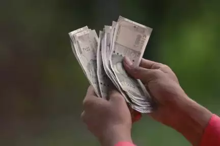 PF अकाउंट से 72 घंटे में निकाल सकेंगे ₹5 लाख, जुलाई से शुरू हो सकती है सुविधा