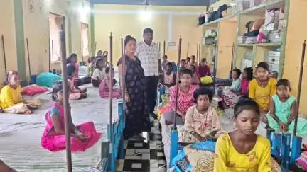 ପରଜଙ୍ଗ: କଙ୍କଡାହାଡ଼ ବ୍ଳକ ବାଘମୁଣ୍ଡା ଆଶ୍ରମ ବିଦ୍ୟାଳୟକୁ ରବିବାର ୧ଟାରେ ପରିଦର୍ଶନ କଲେ ରାଜ୍ୟ ଖାଦ୍ୟ ଆୟୋଗ ସଦସ୍ୟ ଅକ୍ଷୟ ବେହେରା
