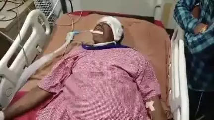 शाहपुरा: शहपुरा में ट्रांसफार्मर के समीप बिजली का कार्य करते समय आउट सोर्स कर्मचारी को करंट लगा, अस्पताल में भर्ती
